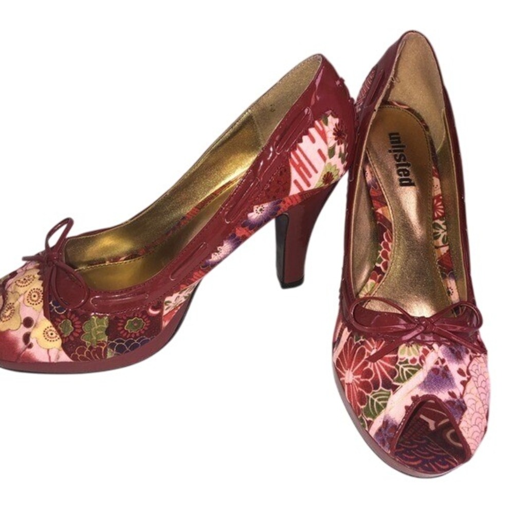 Unlisted By‎ Kenneth Cole Red Peep Toe Pumps 8 1/2